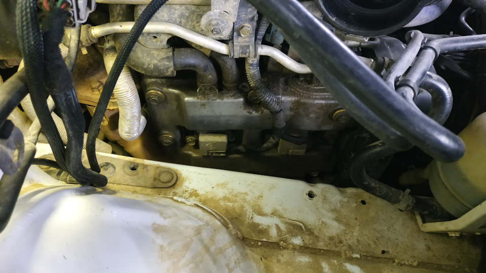 не так просто добраться до свечек) — Subaru Impreza WRX STI (GD)