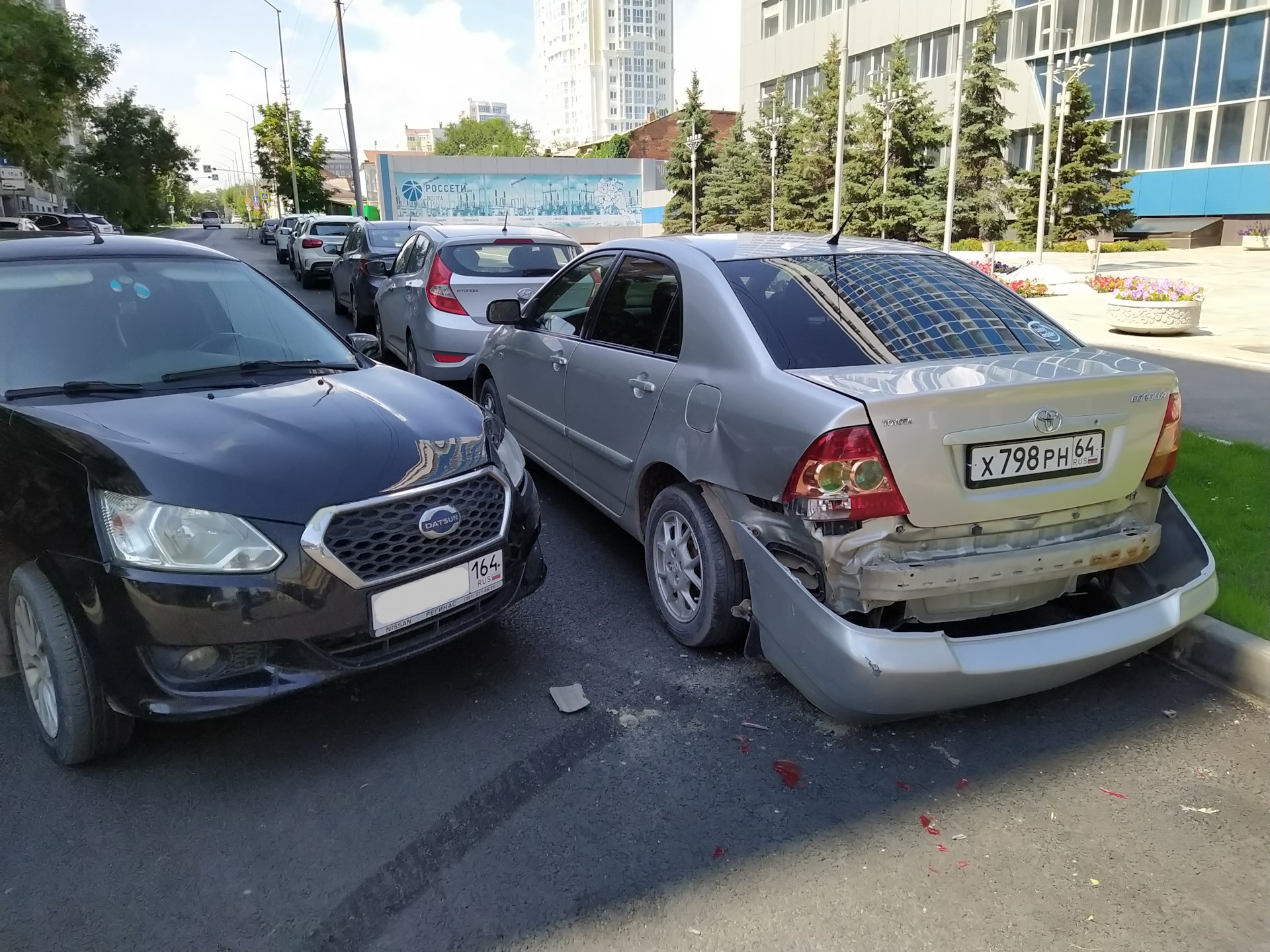 Дерьмо случается — Toyota Corolla (120), 1,6 л, 2005 года | ДТП | DRIVE2