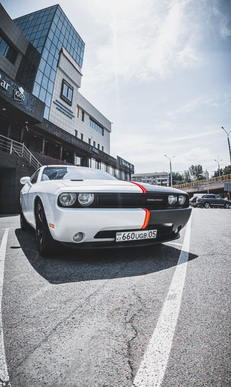 Story] День после выборов машины дня 🥈 — Dodge Challenger, 3,6 л, 2012  года | рейтинг и продвижение | DRIVE2