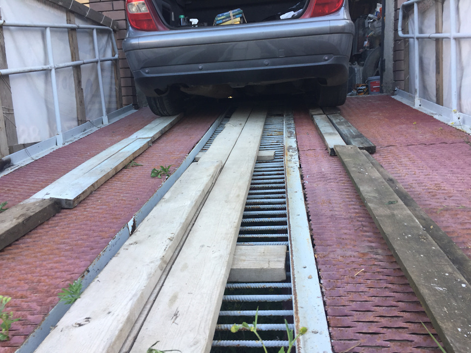 Замена датчика высоты. — Citroen C5 (1G), 3 л, 2002 года | визит на ...