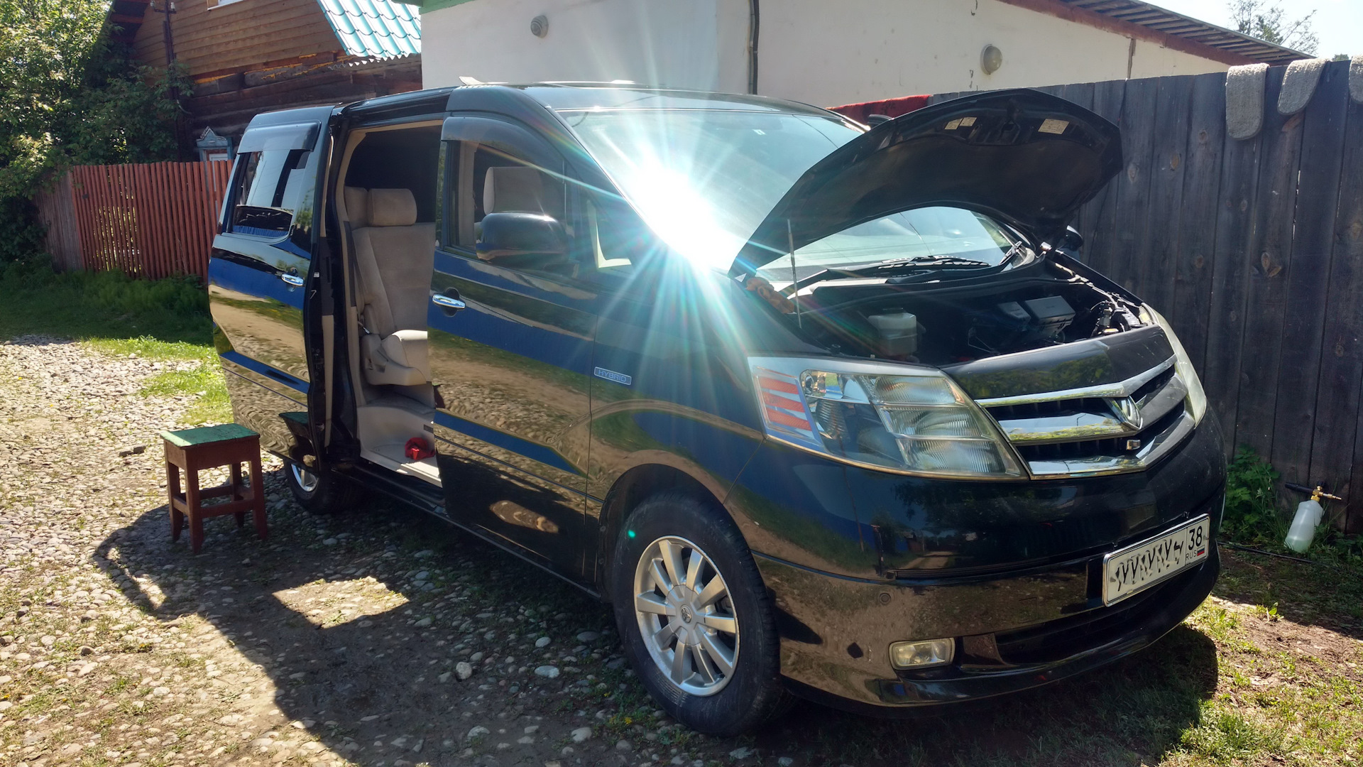 Toyota alphard drive2