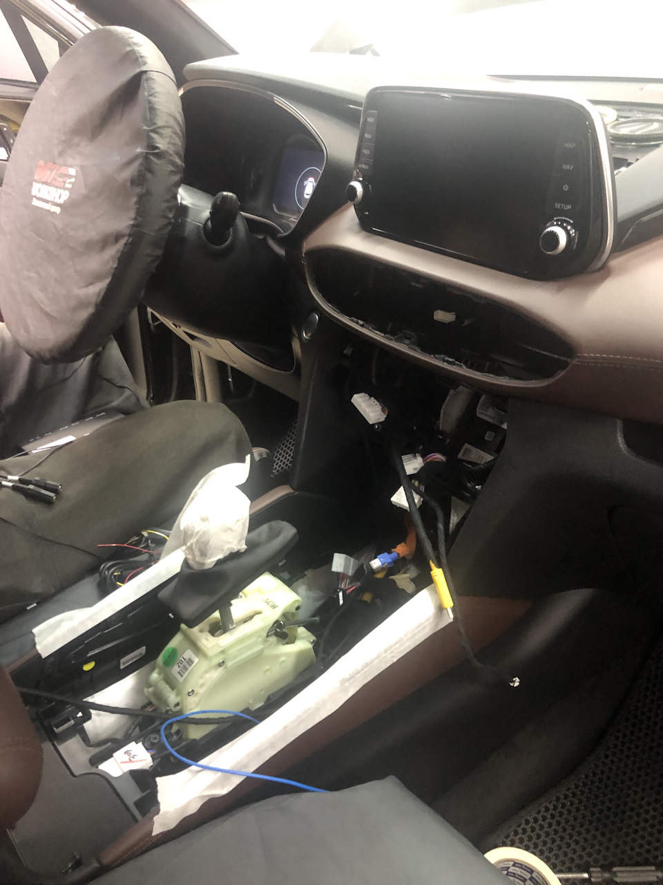 Фото в бортжурнале Hyundai Santa Fe (4G)
