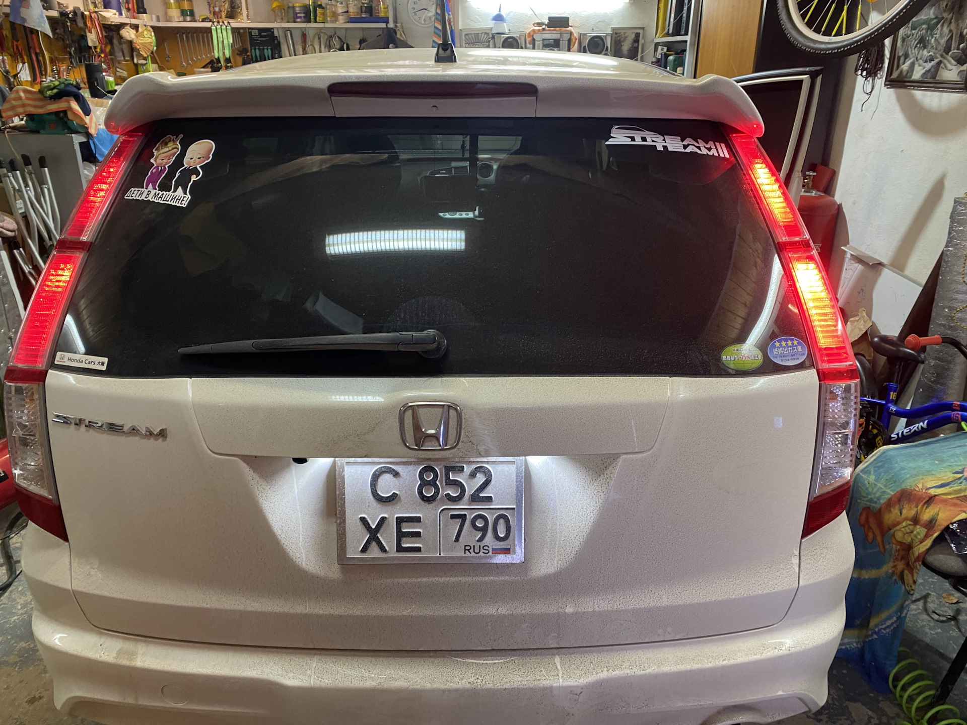 Лампочки в задние фонари — Honda Stream (RN6-9), 1,8 л, 2009 года ...