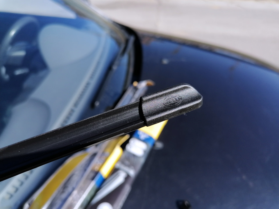 Щетки стеклоочистителя Hella Smartech ST50 и ST45. По трассе, в городе ...