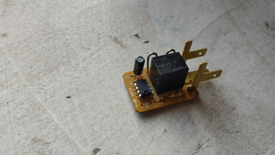 Защелкиваем крышечку. — SsangYong Kyron