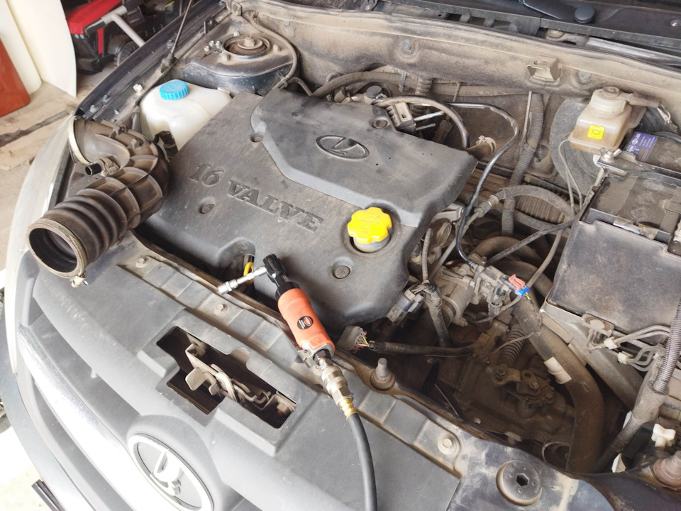 Очистка дроссельной заслонки — №5 (пробег 60253 км.) — Lada Гранта (1G ...