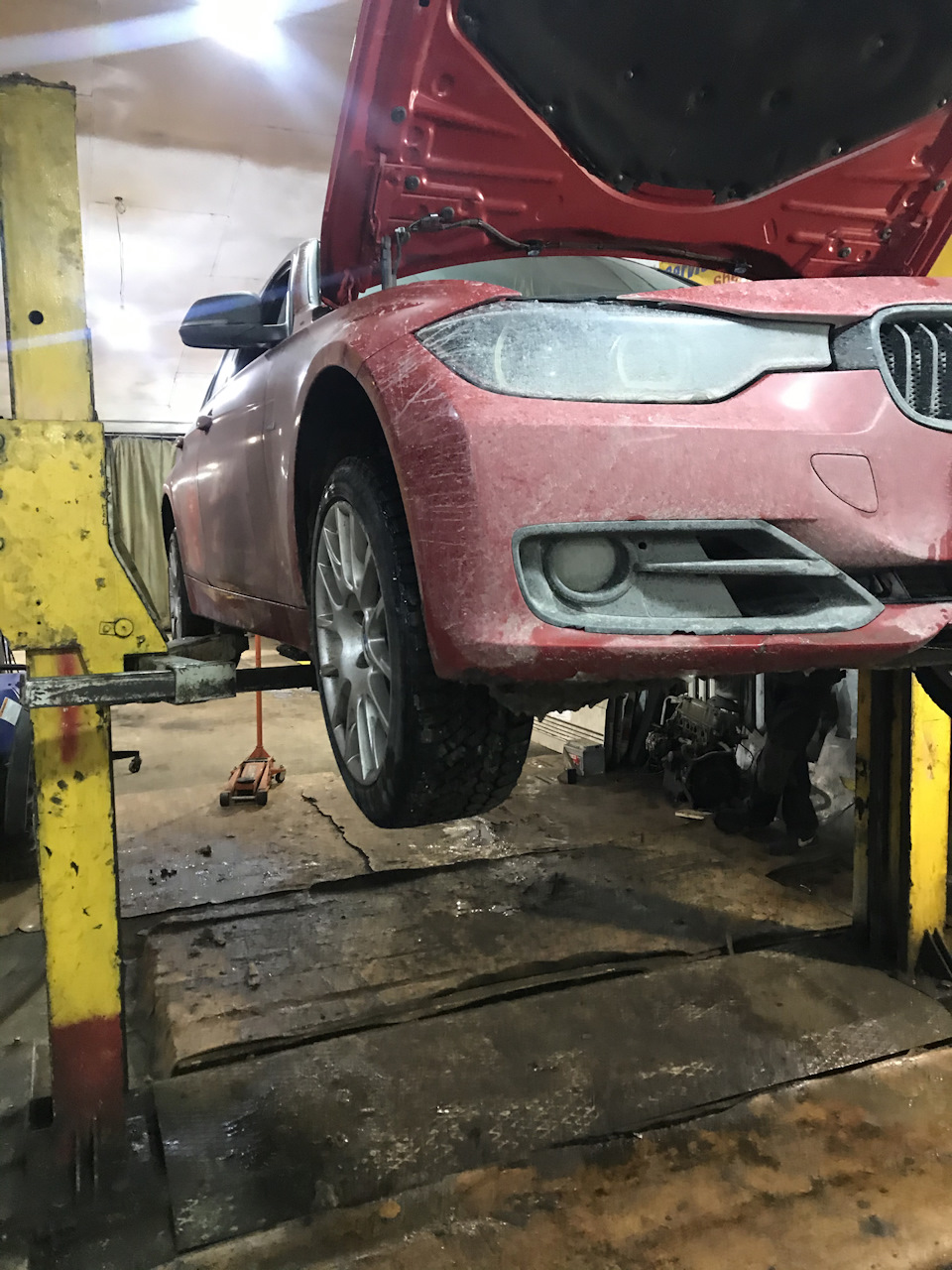 Замена прокладки поддона двс — BMW 3 series (F30), 2 л, 2012 года ...