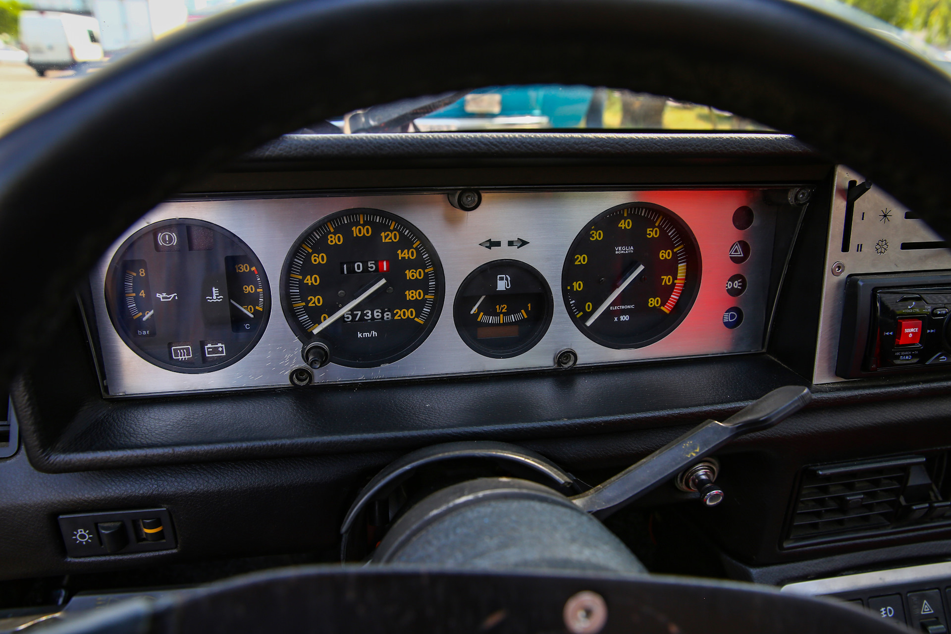 Дробь 1/2. Bmw x1 side. Bmw x1 2023. Неравенство 4 степени. 3 (5х-1) = 8х-9.