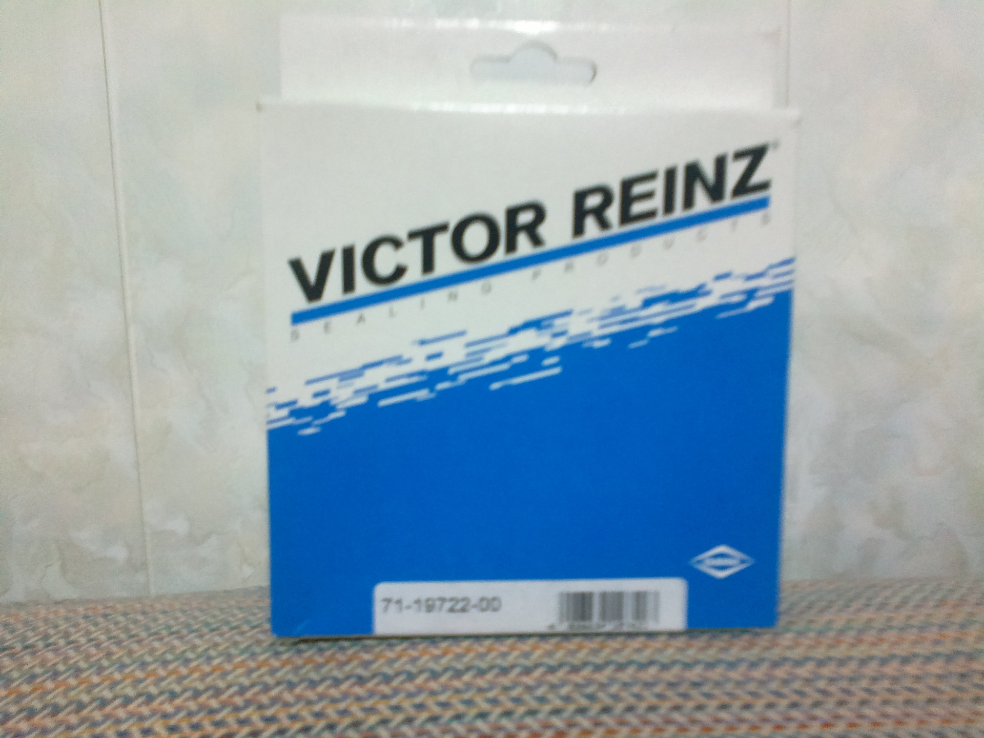 717754600 Victor REINZ