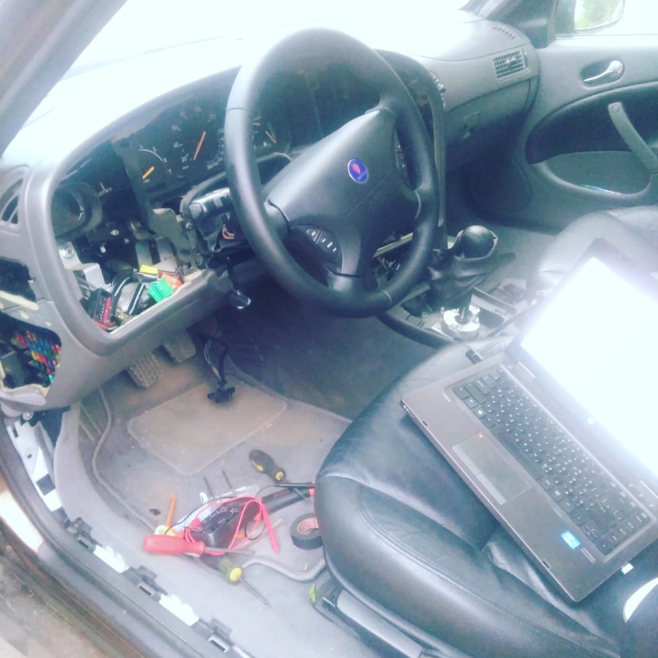 Установка зеркала с компасом и автозатемнением — Saab 9-5, 2,3 л, 2002 ...