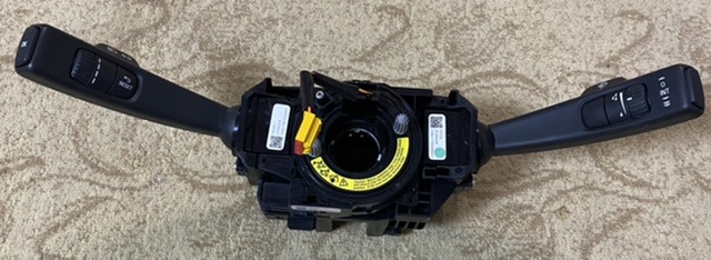 Подрулевой переключатель в сборе на Volvo S60 (2G), Volvo S60 Cross ...