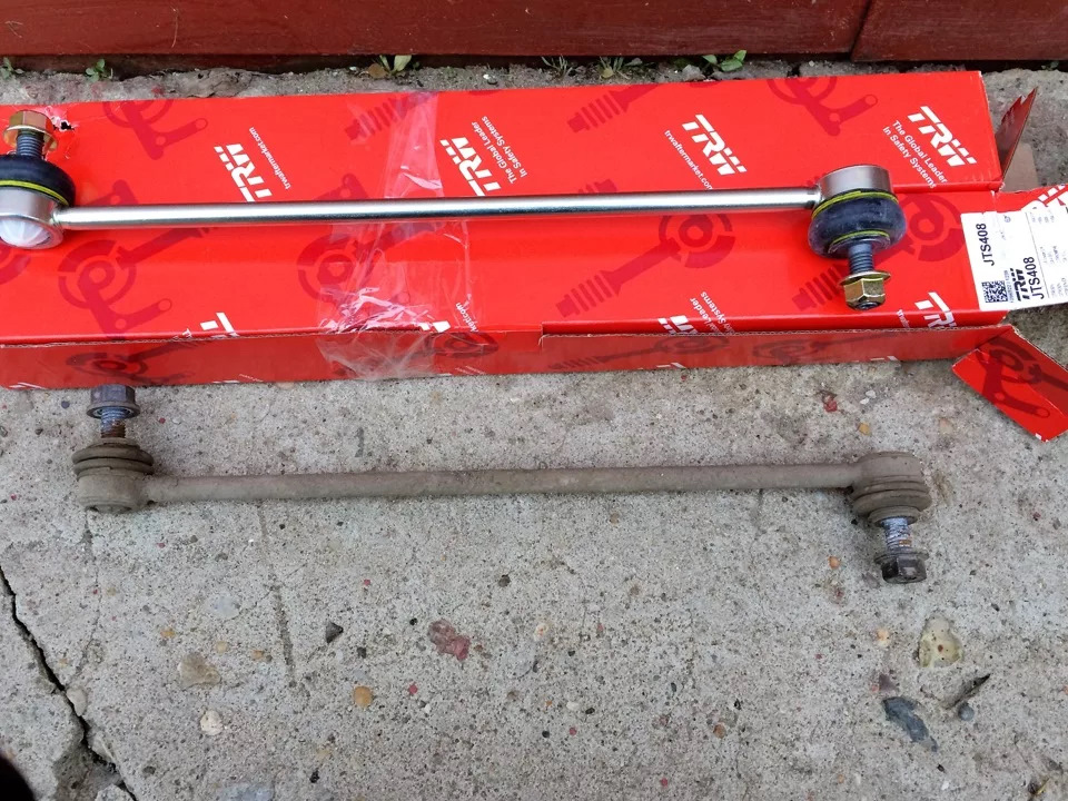 Звук колокольчика на неровной дороге — Peugeot 308 SW (1G), 1,6 л, 2009 ...