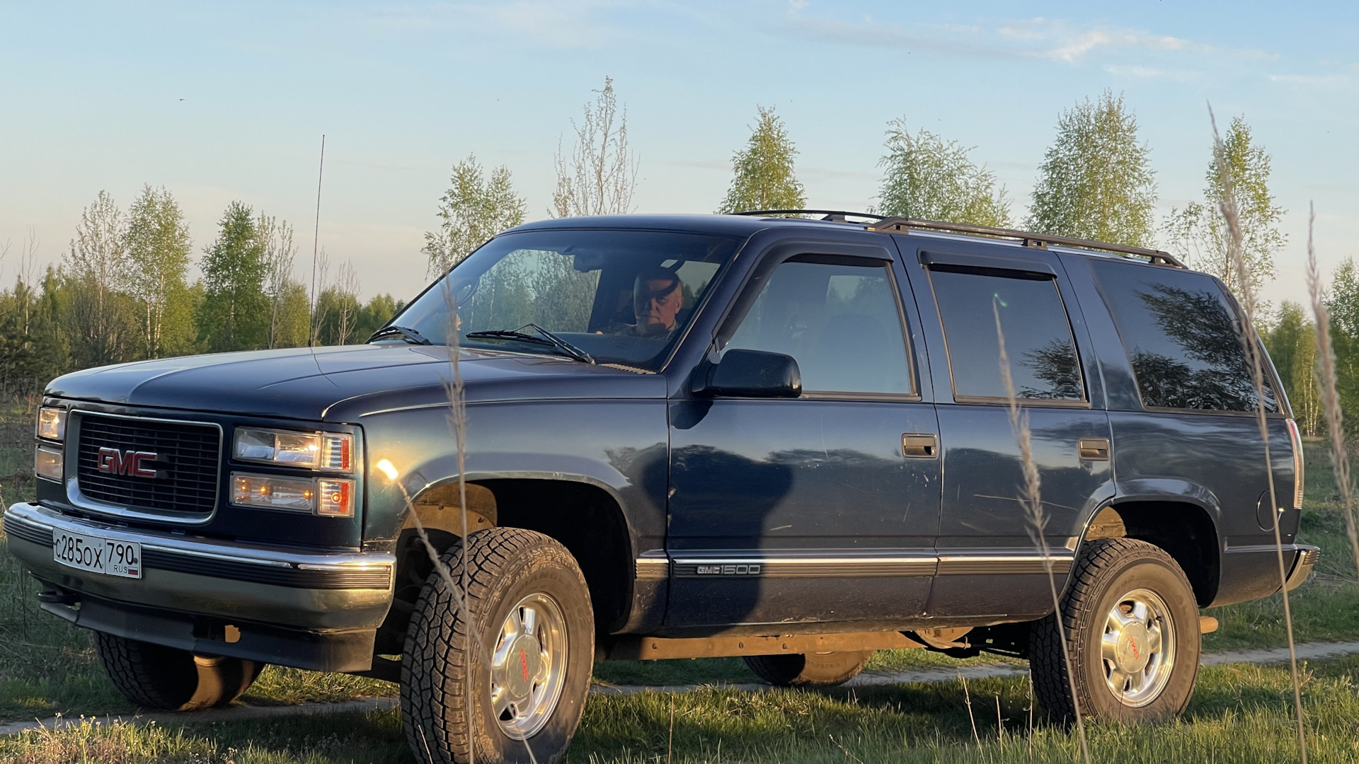 GMC Yukon (GMT400) 5.7 бензиновый 1995 | Всесильный Синий на DRIVE2