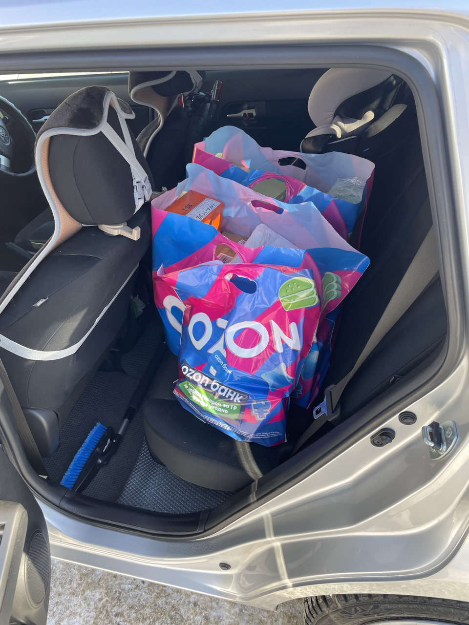 Забрал накопившиеся заказы — Toyota Corolla Rumion