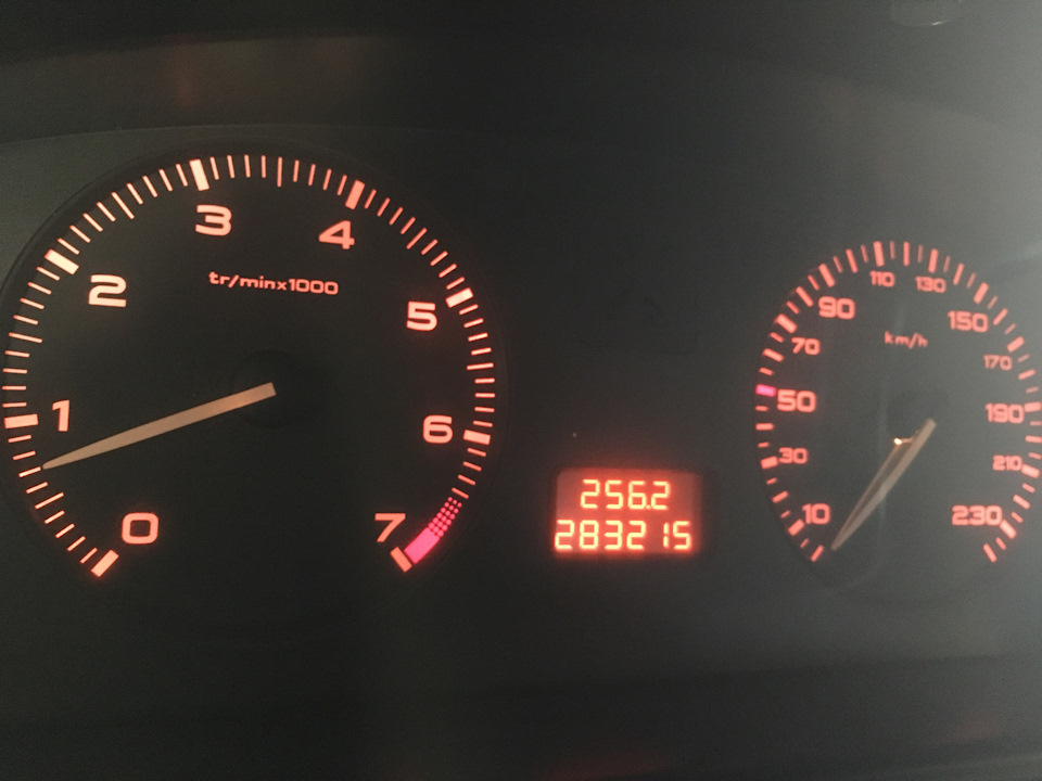 Фото в бортжурнале Peugeot 406