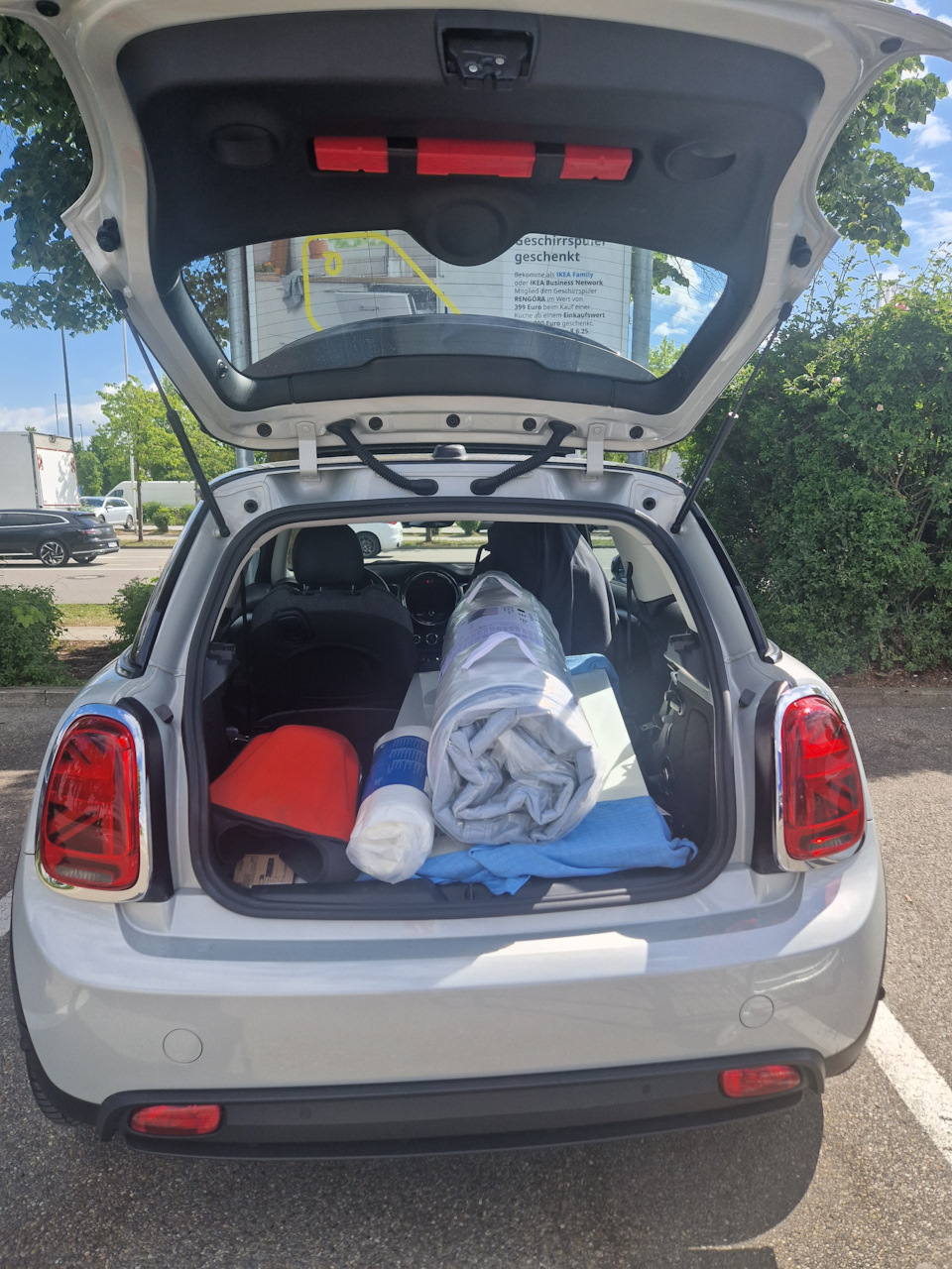 Photo from the logbook MINI Cooper SE
