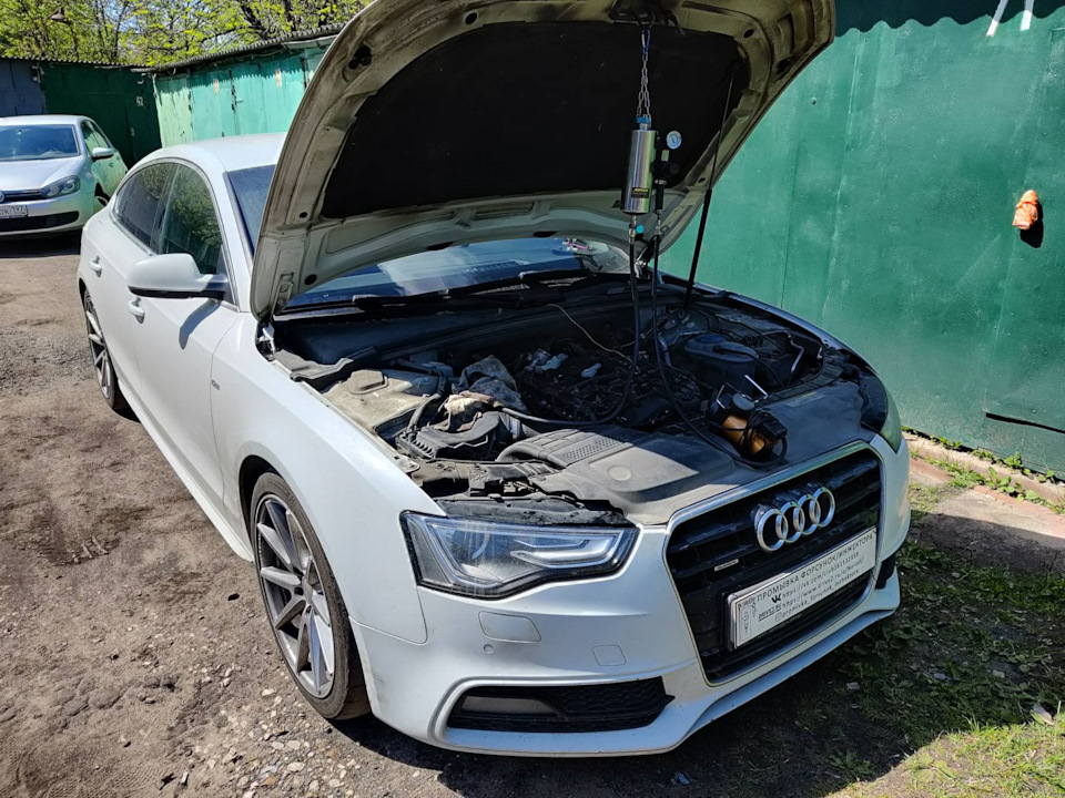 Audi A4 B8 1.8 промывка 8 топливных форсунок без снятия с двигателя ...