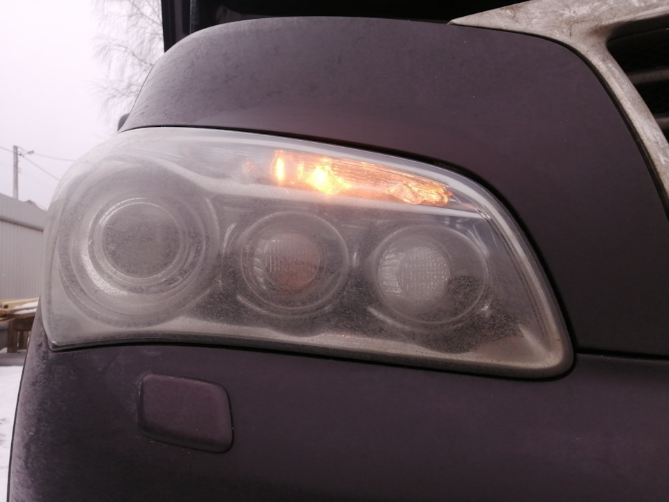Лампа филипс т10 — Infiniti QX56 (2G)