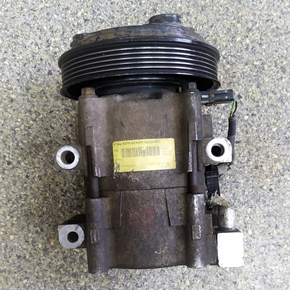 Фото в бортжурнале Lincoln Town Car III