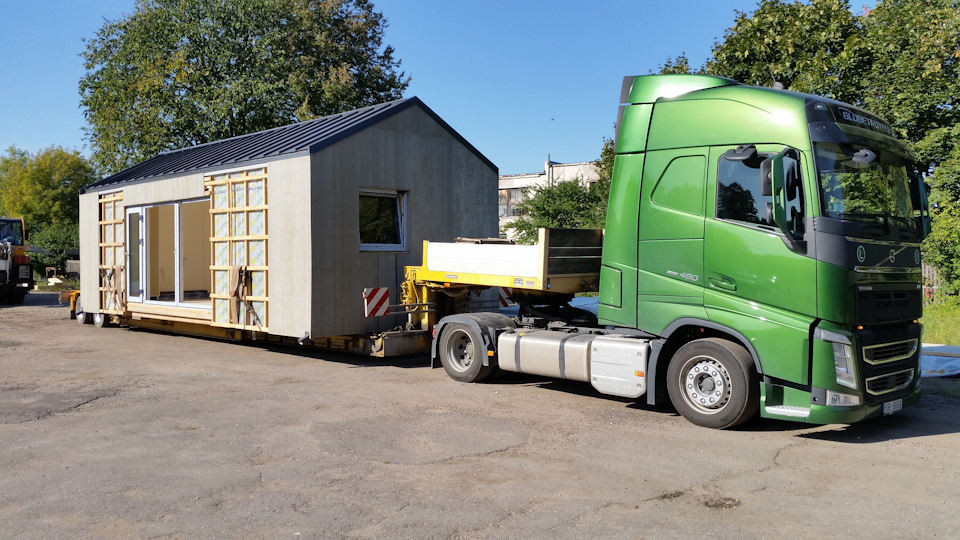 Перевозка модульных домиков, 09/10.2017 — 2017 VOLVO FH 460, 1,3 л ...