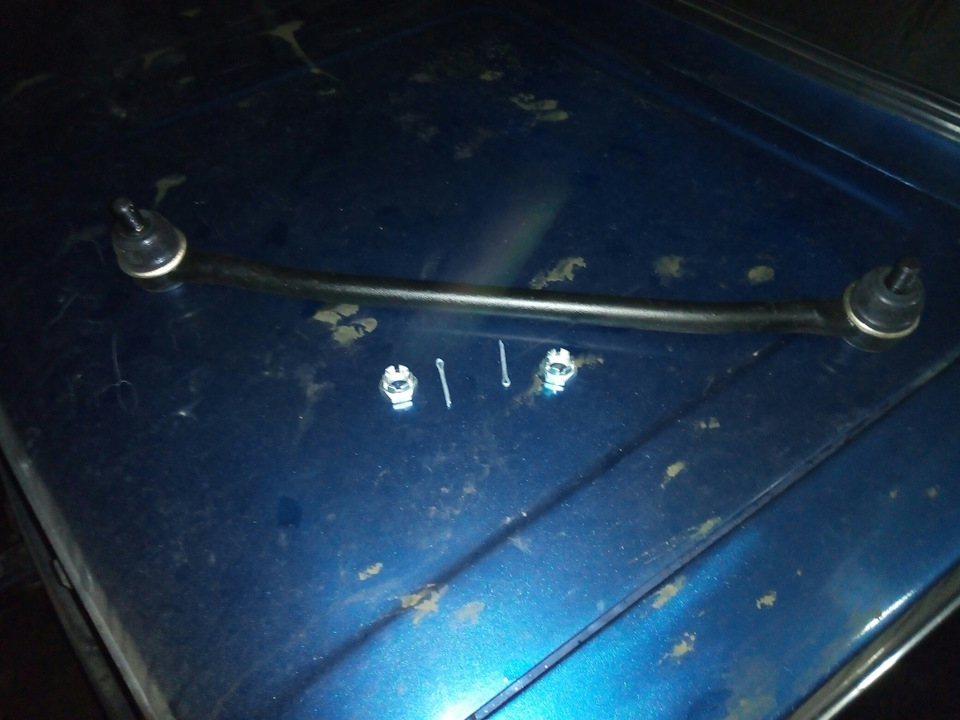 Замена рулевой трапеции и маятника Ваз 2106 — Lada 21061, 1,6 л, 1982 ...