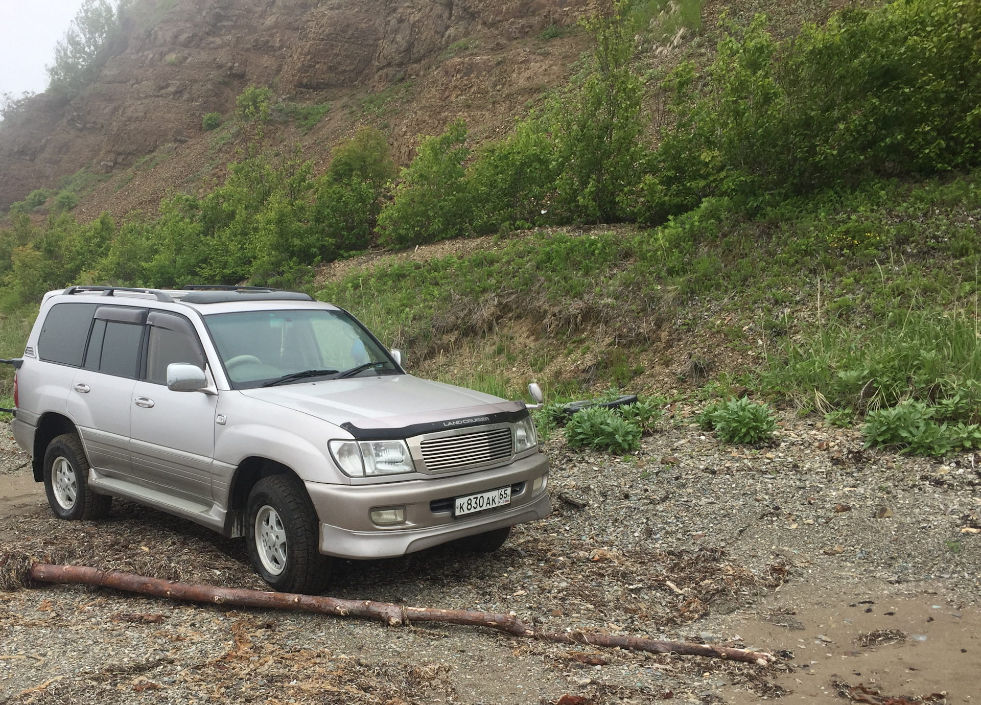 Toyota Land Cruiser 100 1998. Toyota Land Cruiser 100.