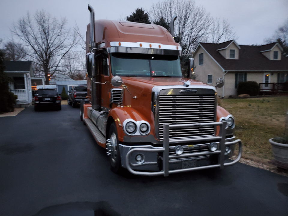 Freightliner Coronado Custom