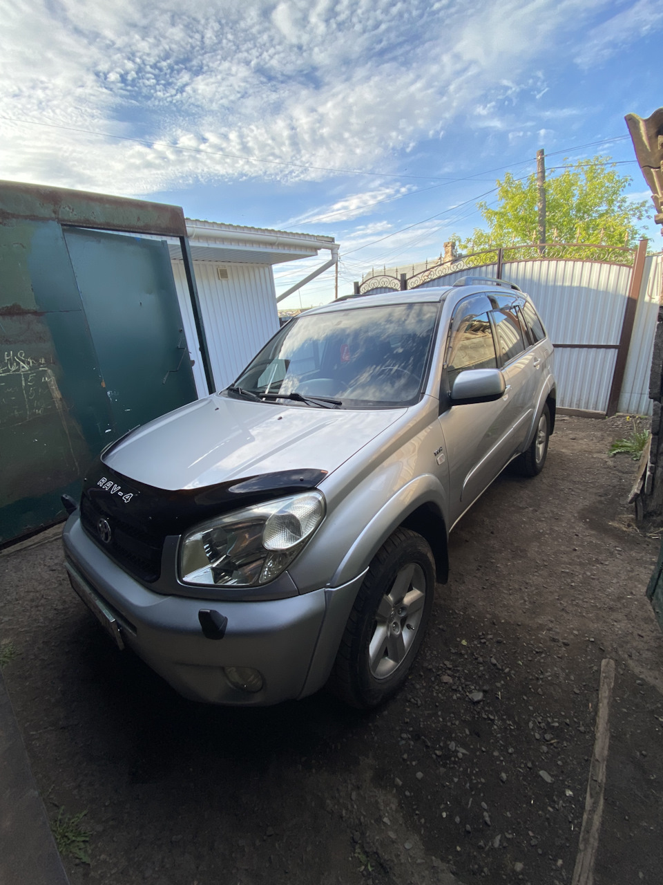 Полировка кузова своими руками — Toyota RAV4 (II), 2 л, 2004 года | своими  руками | DRIVE2