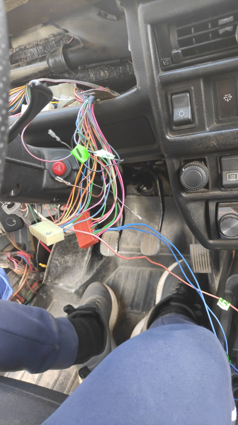 Замена приборки 21213 на ваз 2114 vdo — Lada 2131, 1,7 л, 2008 года ...