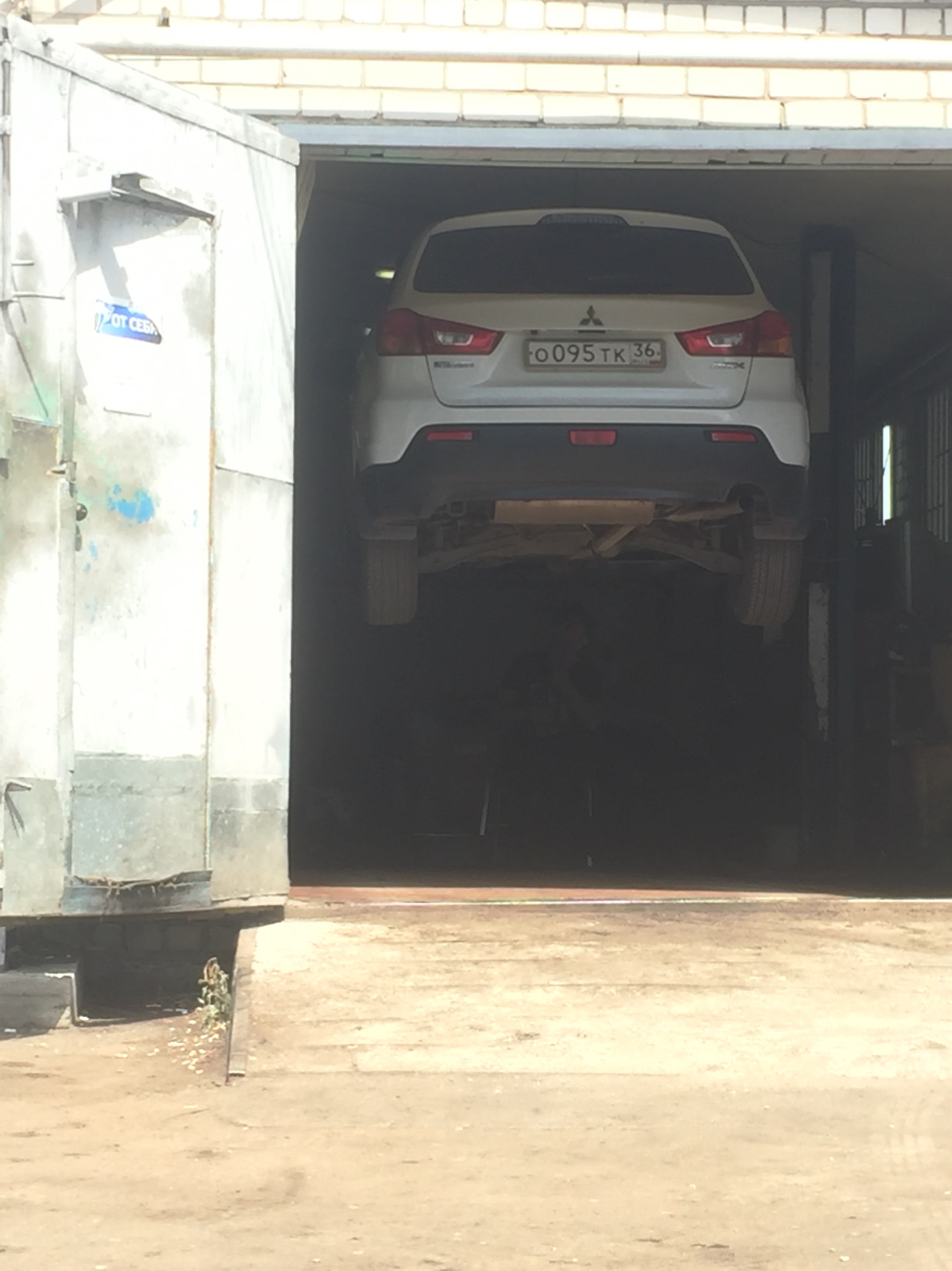 замена масла в вариаторе — Mitsubishi ASX, 1,8 л, 2011 года | визит на ...