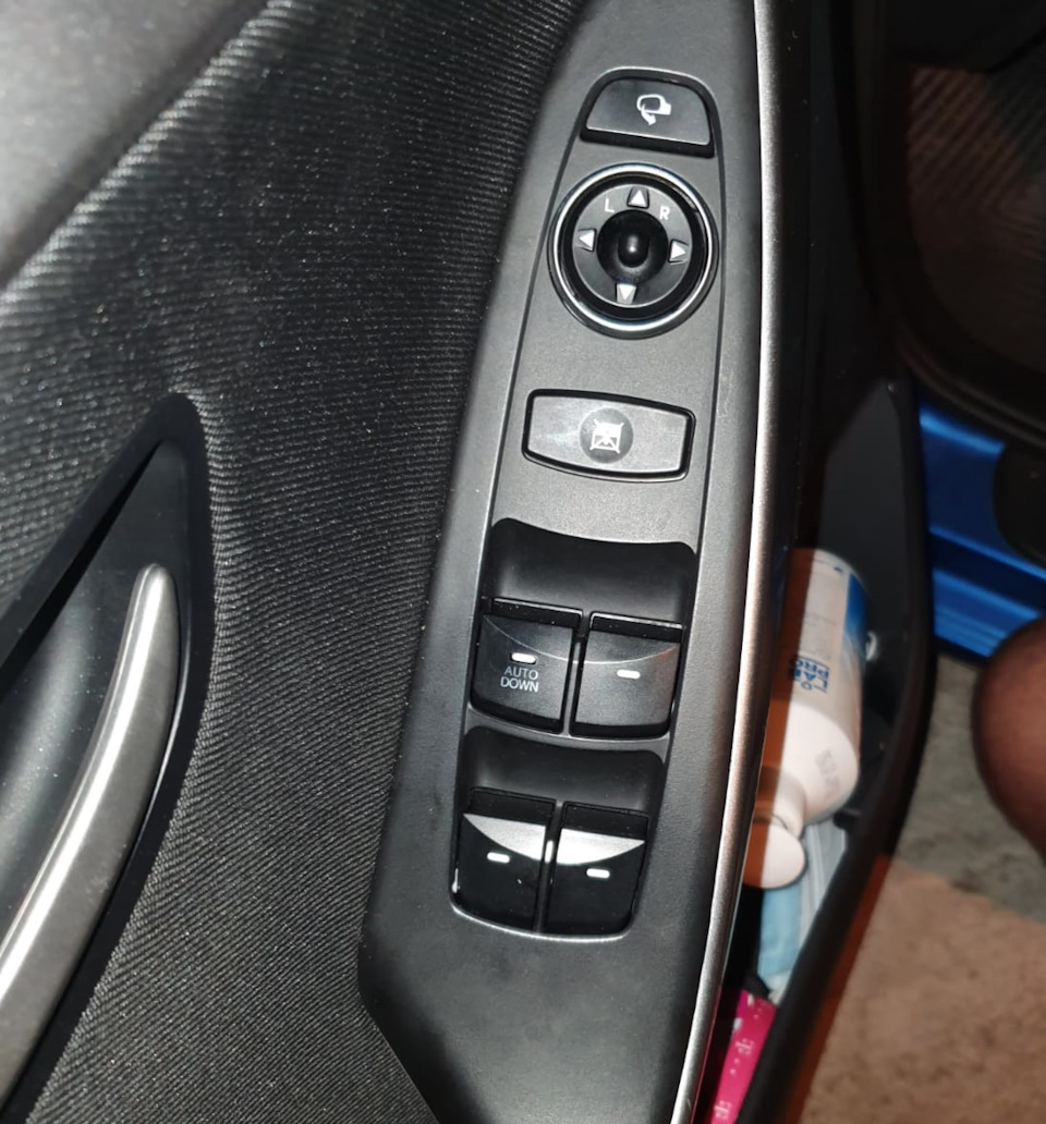 Установка задних электро-стеклоподъемников — Hyundai i30 (2G), 1,6 л ...