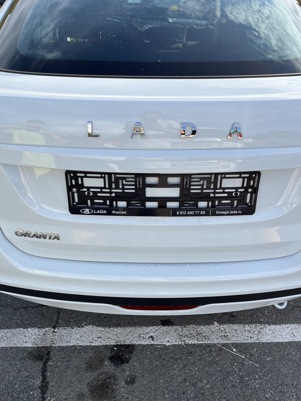 Рамка госномера — Lada Гранта Лифтбек (2G), 1,6 л, 2023 года ...