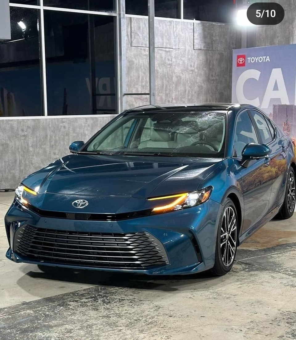 Купить Toyota Camry 2025 Года