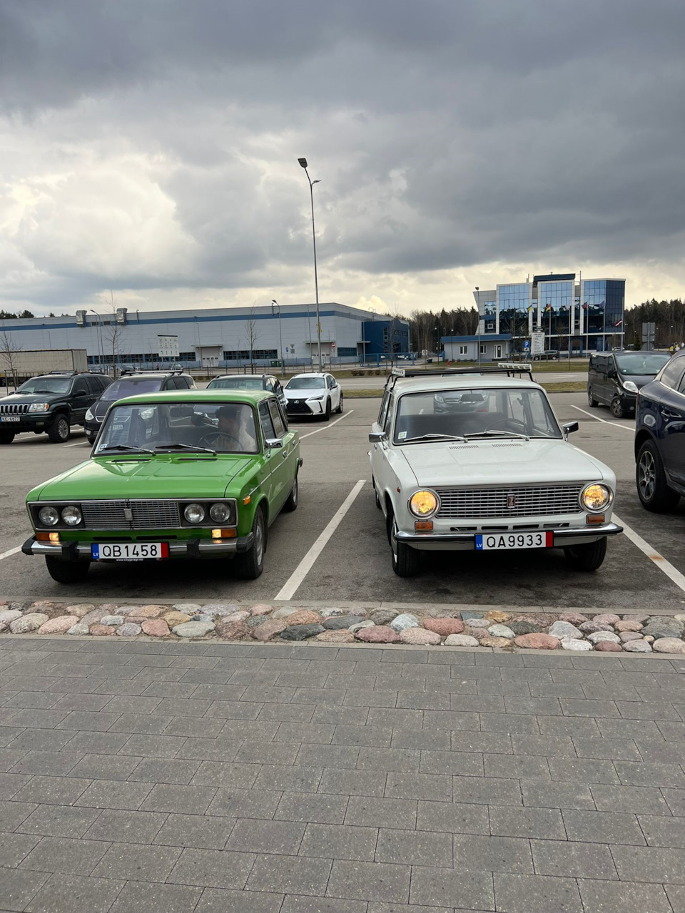 Машина уехала в Норвегию — Lada 2106, 1,5 л, 1982 года | продажа машины |  DRIVE2