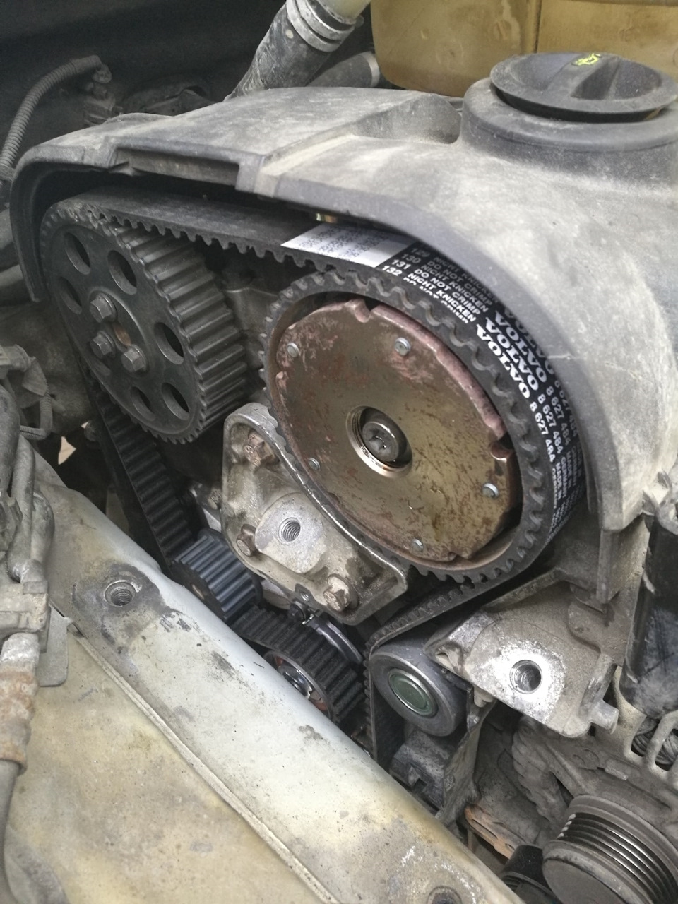 Новый ремень и ролики — Volvo S40 (2G)