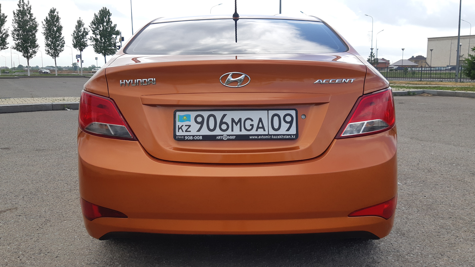 Hyundai Accent (4G) 1.6 бензиновый 2014 | Оранжевое чудо техники!! на DRIVE2