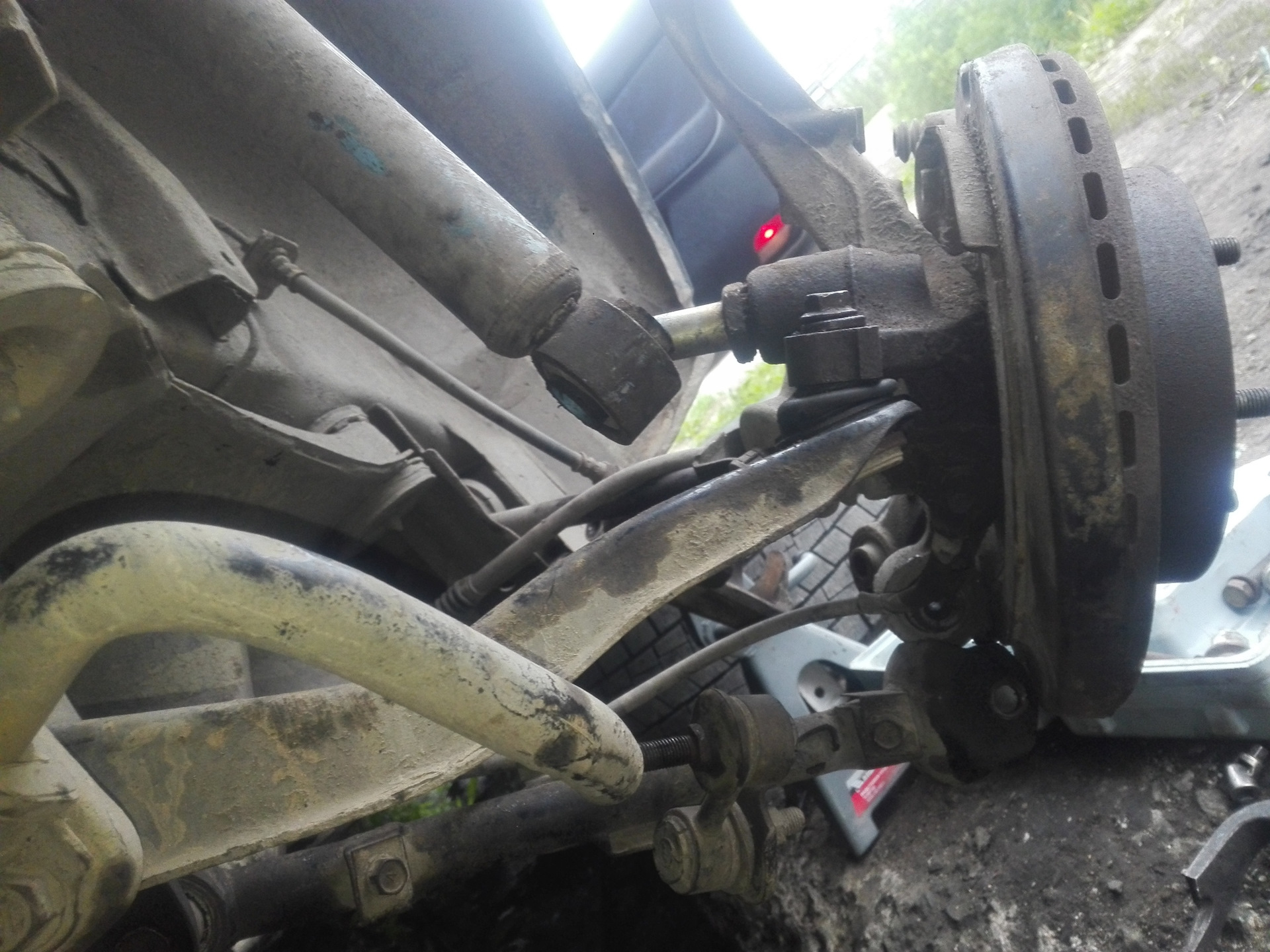 Замена треснувшего редуктора и гул справа — Mitsubishi Galant (8G), 2,4 ...