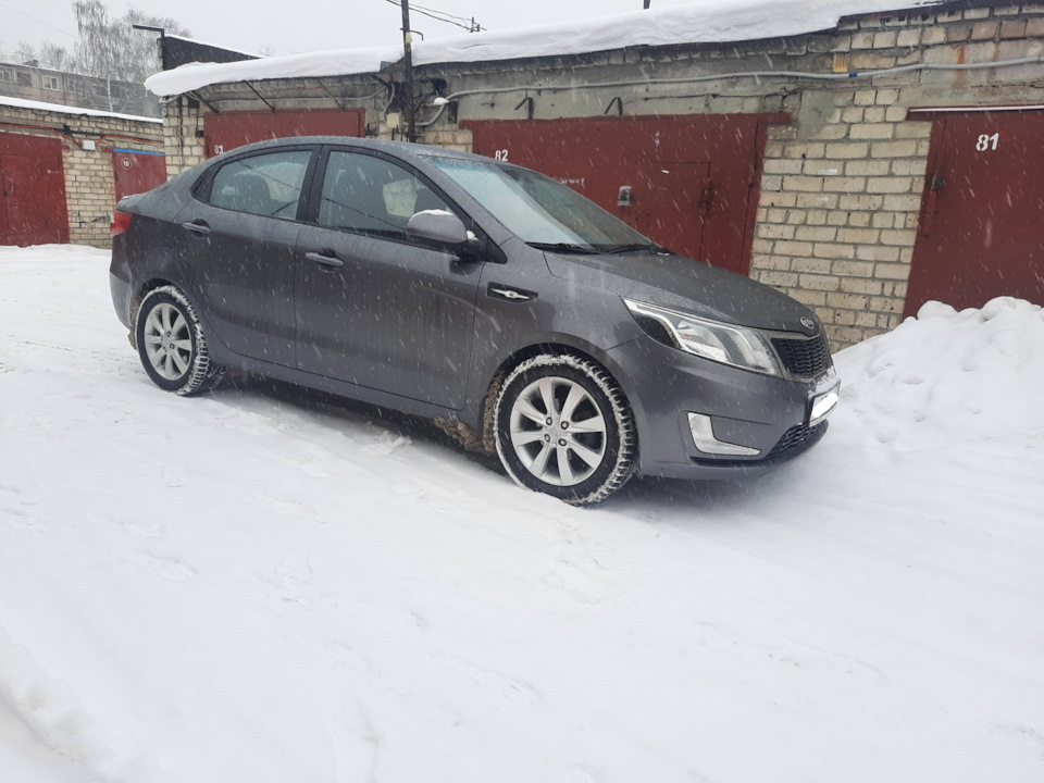 Замена антифриза Coolstream A-110 Pink — KIA Rio (3G), 1,6 л, 2012 года ...