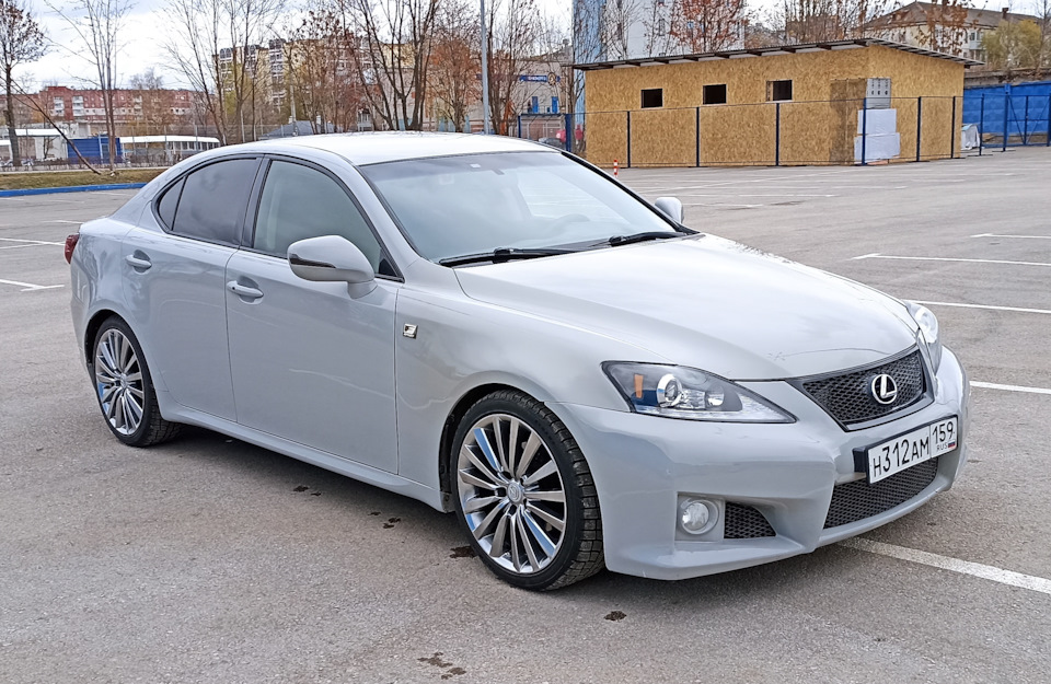 Is250 2006. Lexus es 250 2008. Какой привод у лексусов ай с 250. Lexus is 2008. Красный лексус is.