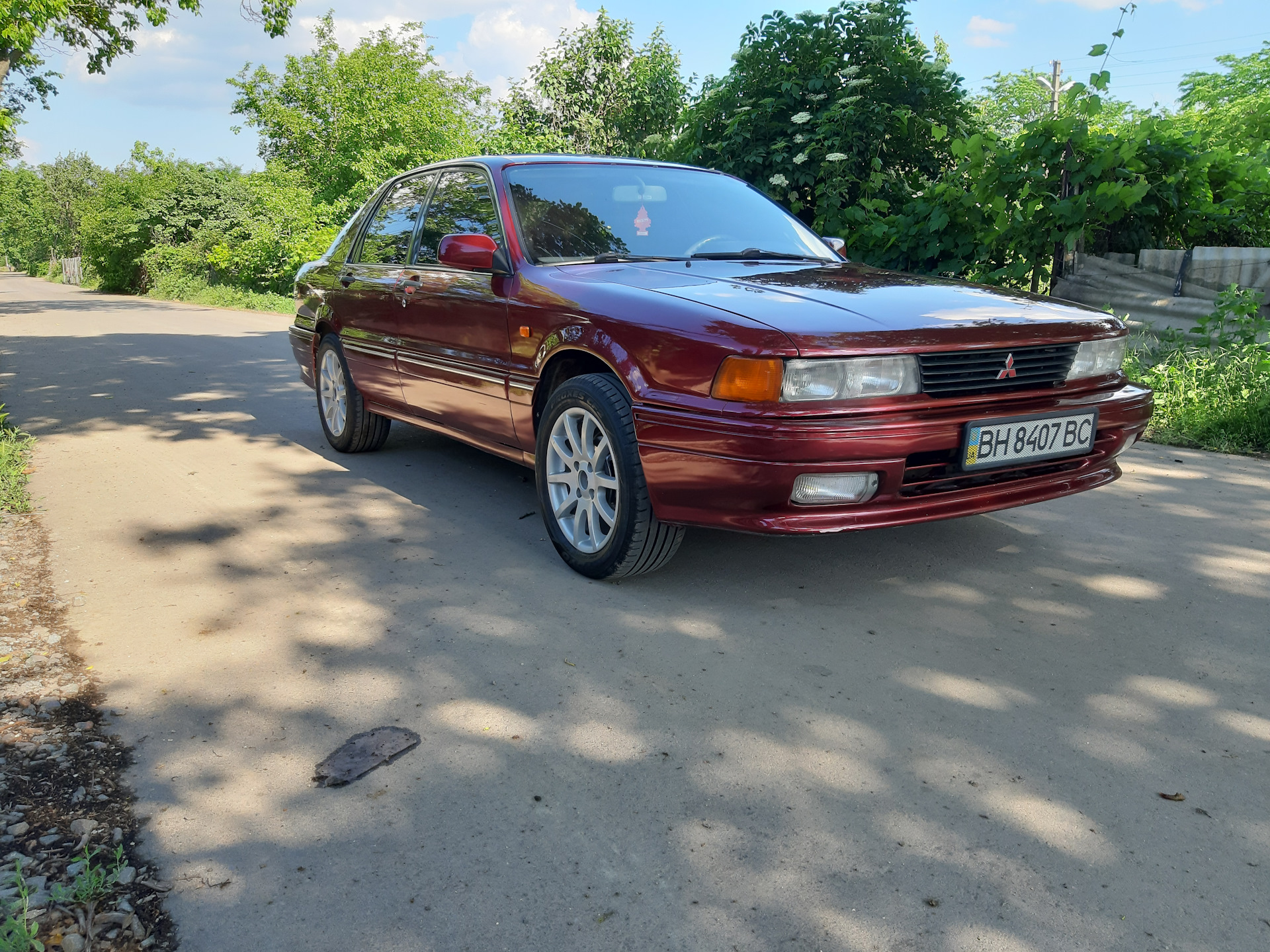 Шины митсубиси галант. Митсубиси Галант 6. Mitsubishi Galant e32a. Митсубиси Галант 6 поколения. Митсубиси Галант 92.