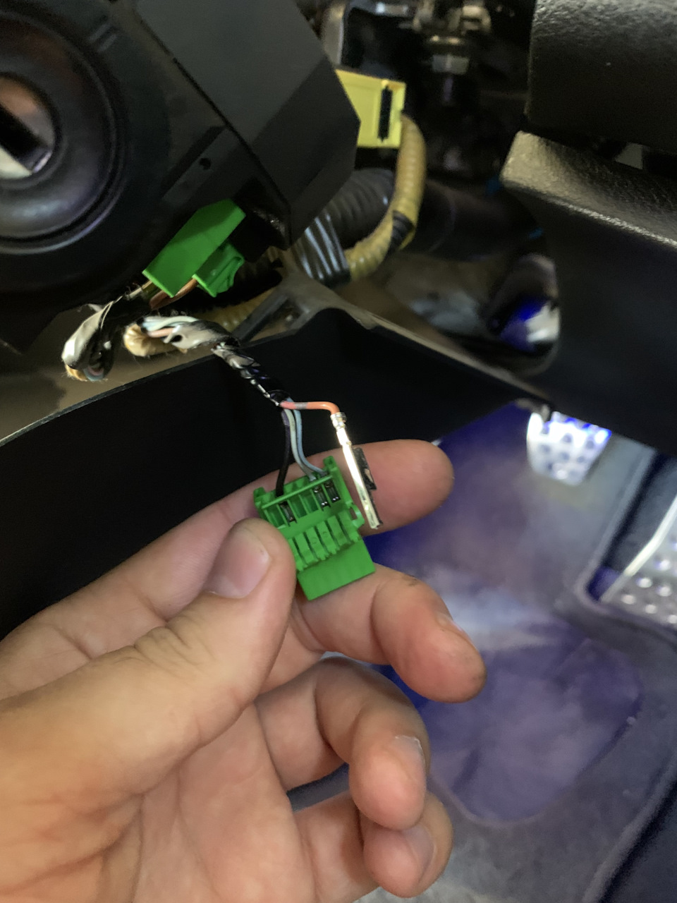 Отключение зуммера наличия ключа в замке зажигания — Honda Civic 5D (8G ...