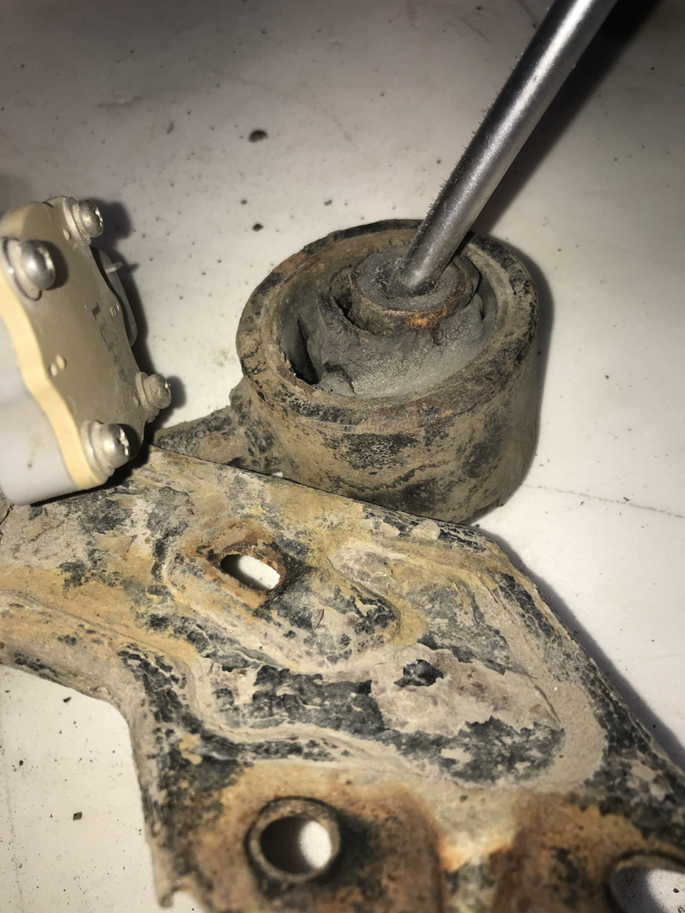 Ремонт задней подвески и тормозов на Прадо 120. Часть 2 — Toyota Land ...