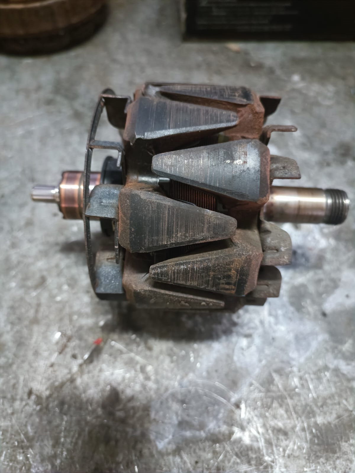 Первая поломка. Не идёт зарядка аккумулятора — Mitsubishi Outlander (3G ...