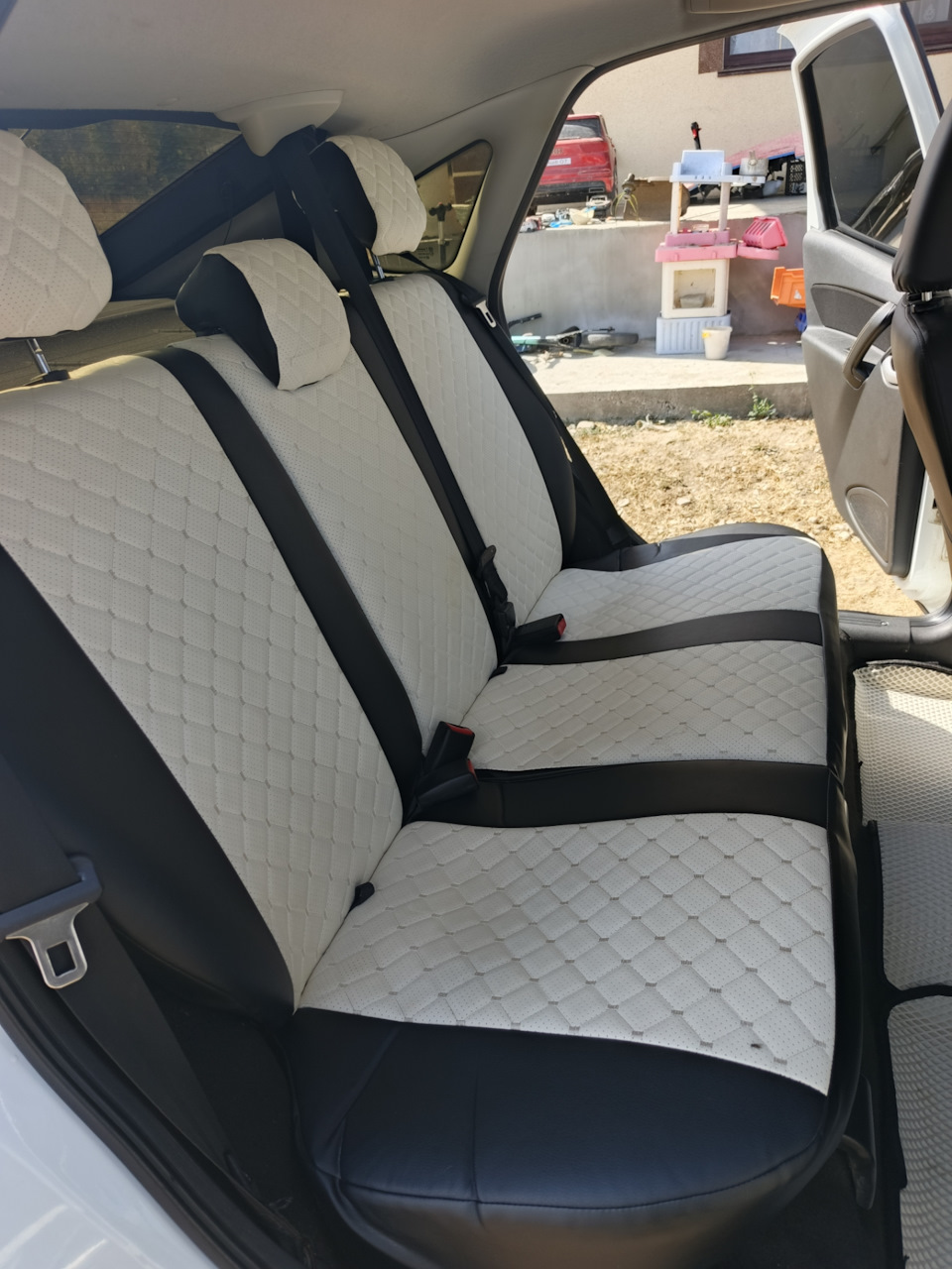 Фото в бортжурнале Lada Гранта Лифтбек (1G)