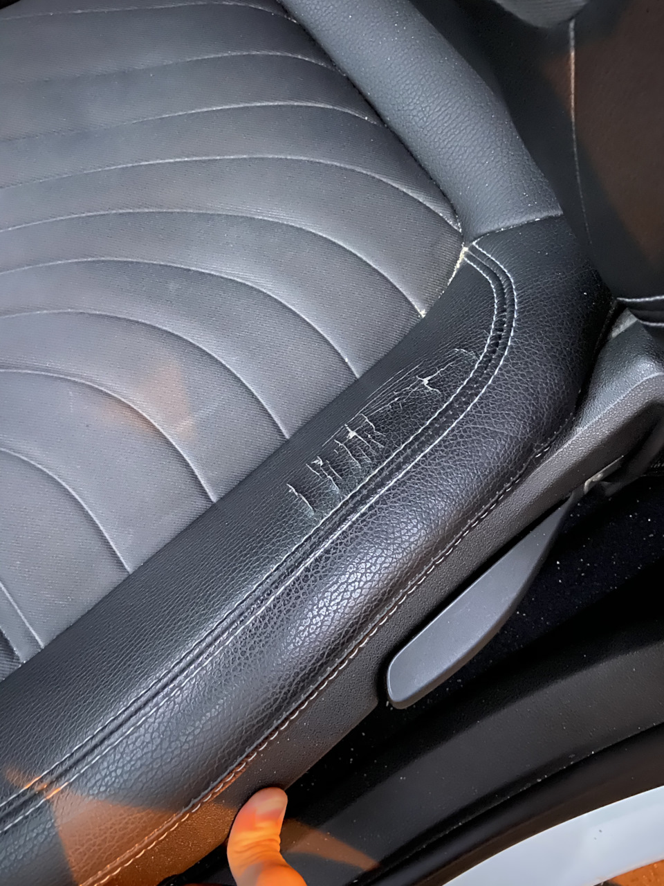 Обивка сиденья. — Opel Astra J, 1,4 л, 2013 года | другое | DRIVE2