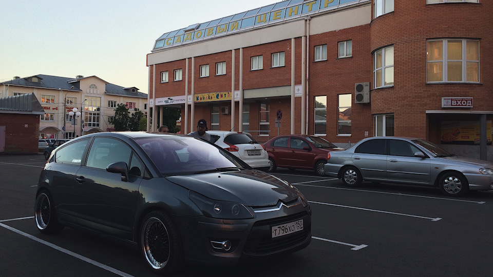 Замена лобового стекла. — Citroen C4 (1G), 1,6 л, 2009 года | кузовной ...