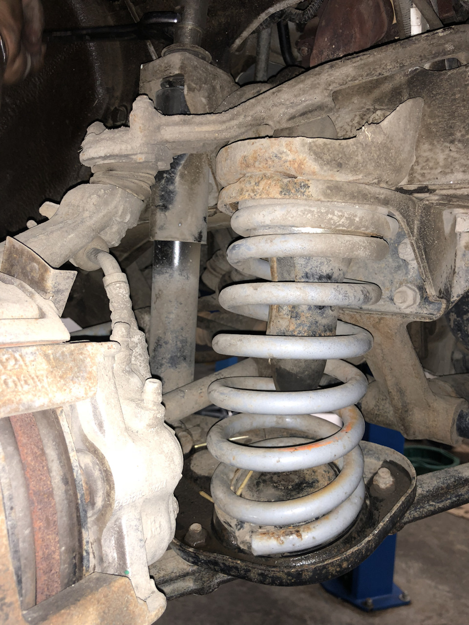 Подвеска KYB-Excel G;пружины EIBACH ; задние с занижением от ...