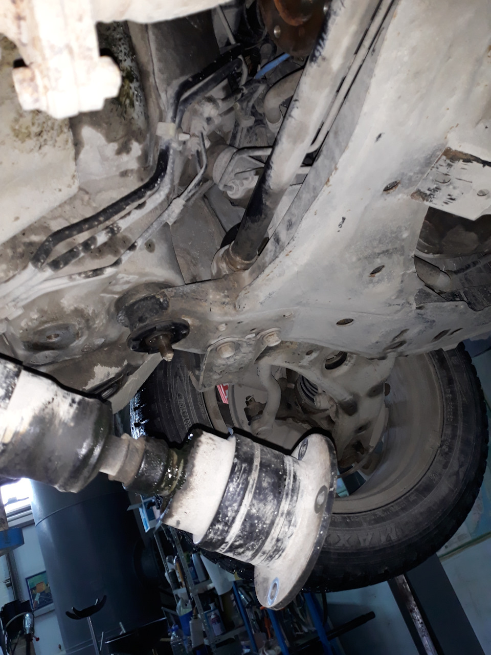 пыльник карданного вала. — Mazda CX-7, 2,3 л, 2007 года | расходники ...