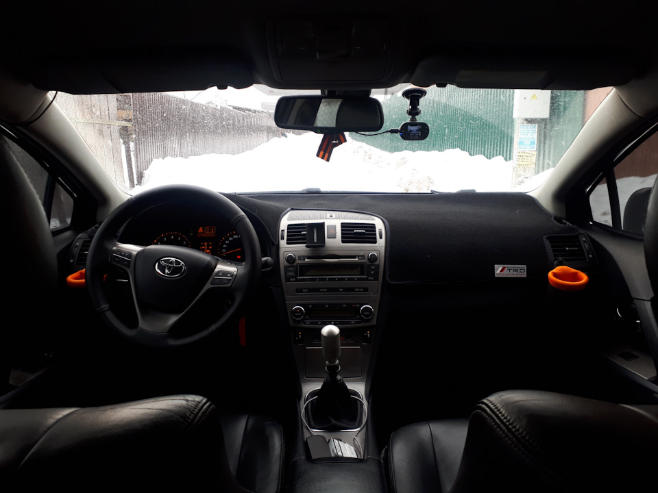 Акссессуары от скуки — Toyota Avensis III, 1,8 л, 2011 года ...