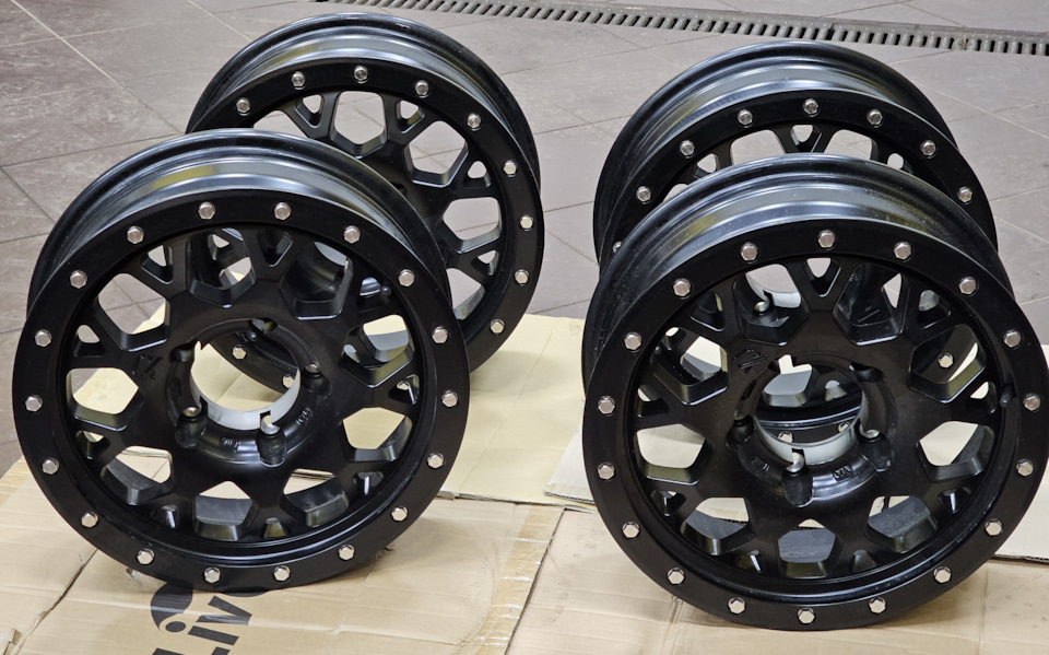 Литые диски Xtreme-J 5,5Jx16 ET-5 5x139,7 на Suzuki Jimny (4G). Б/у ...